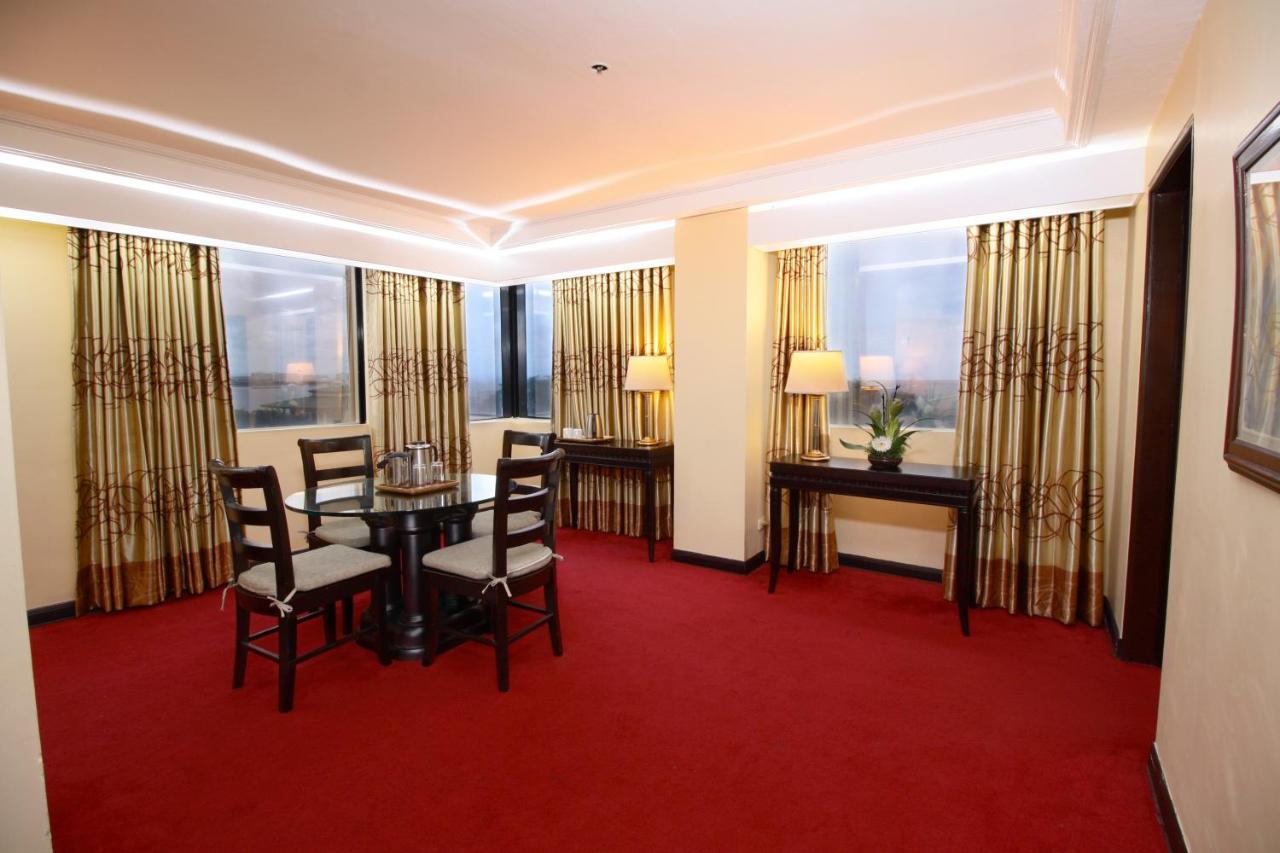 Bayview Park Hotel Манила Экстерьер фото
