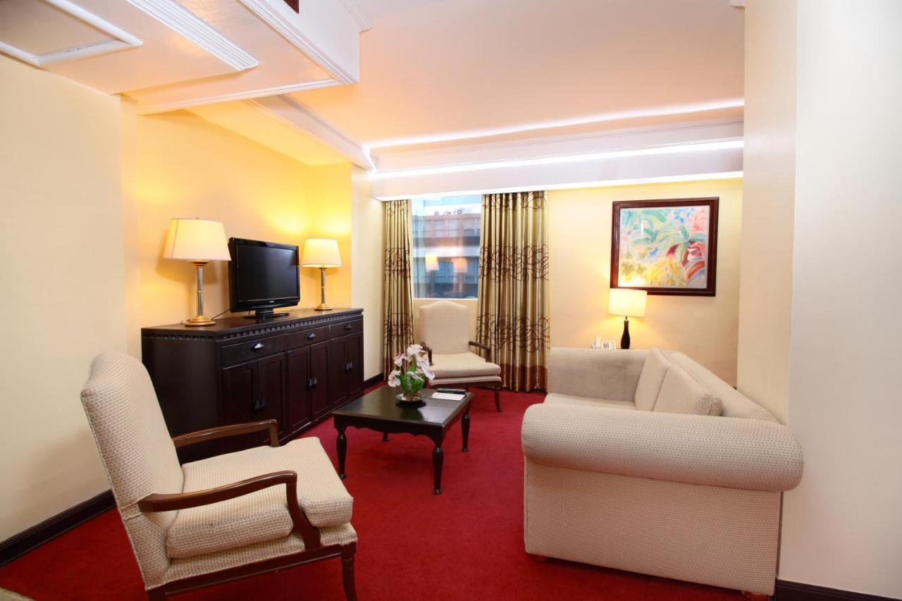 Bayview Park Hotel Манила Экстерьер фото