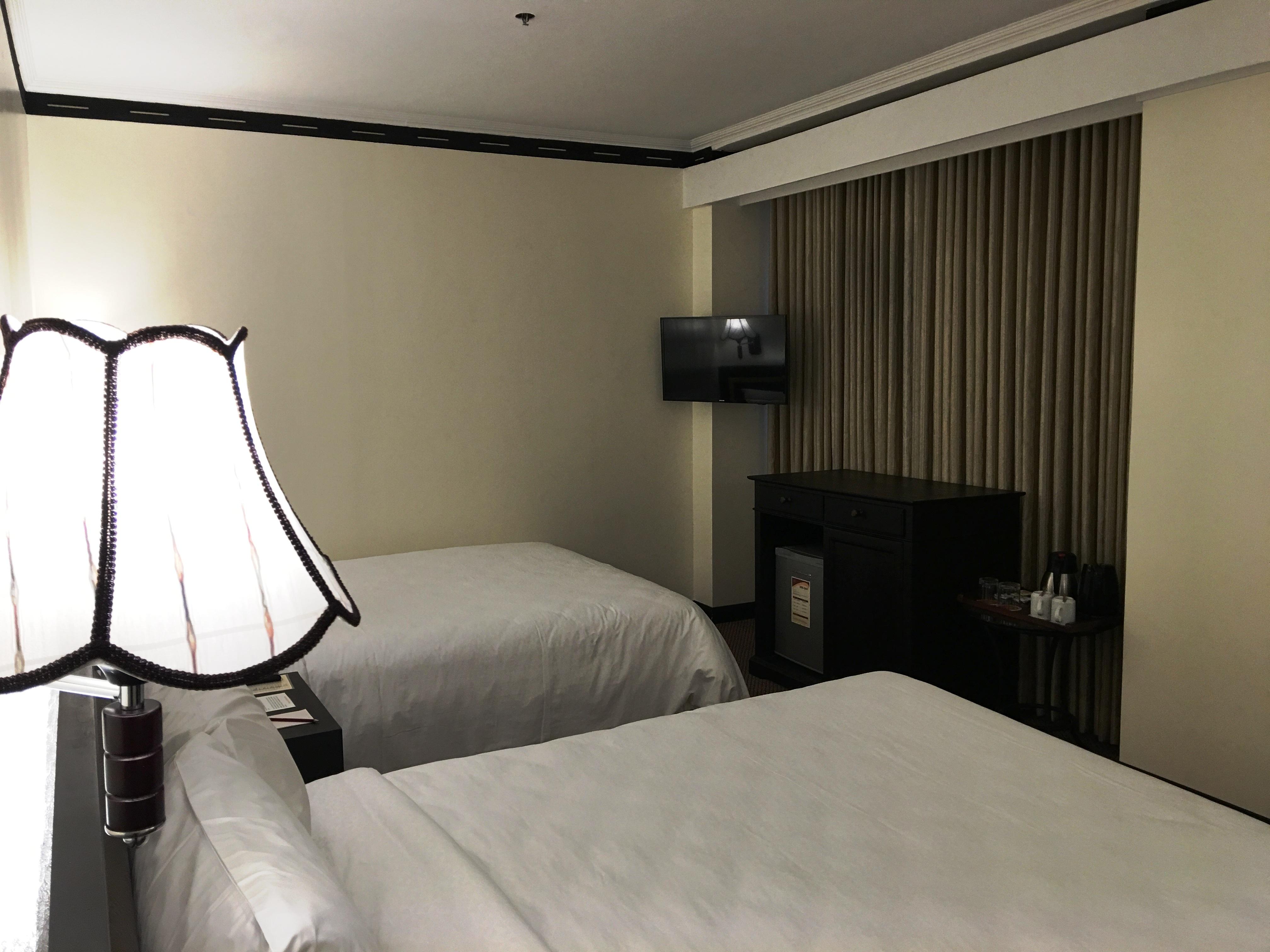 Bayview Park Hotel Манила Экстерьер фото