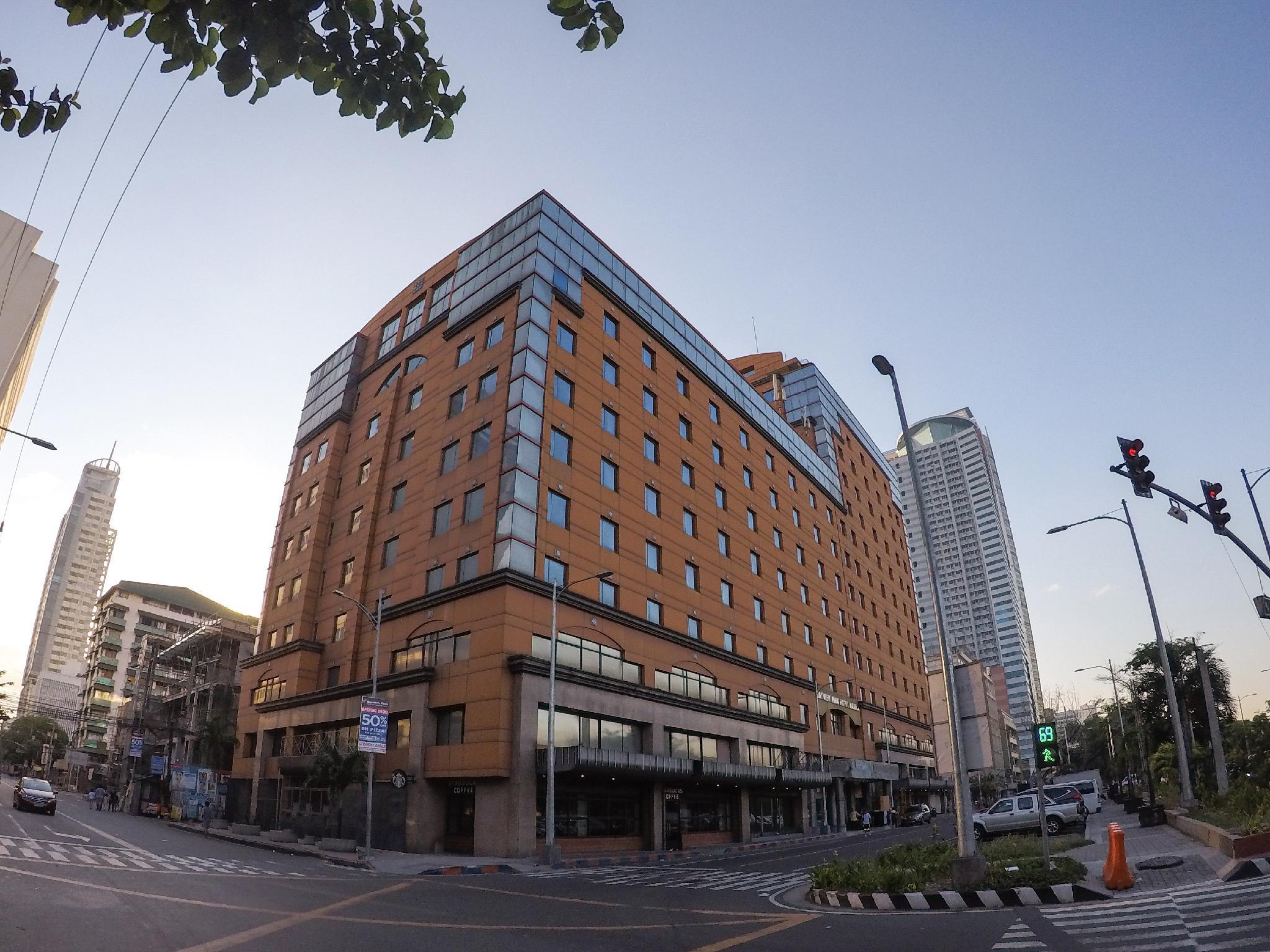Bayview Park Hotel Манила Экстерьер фото