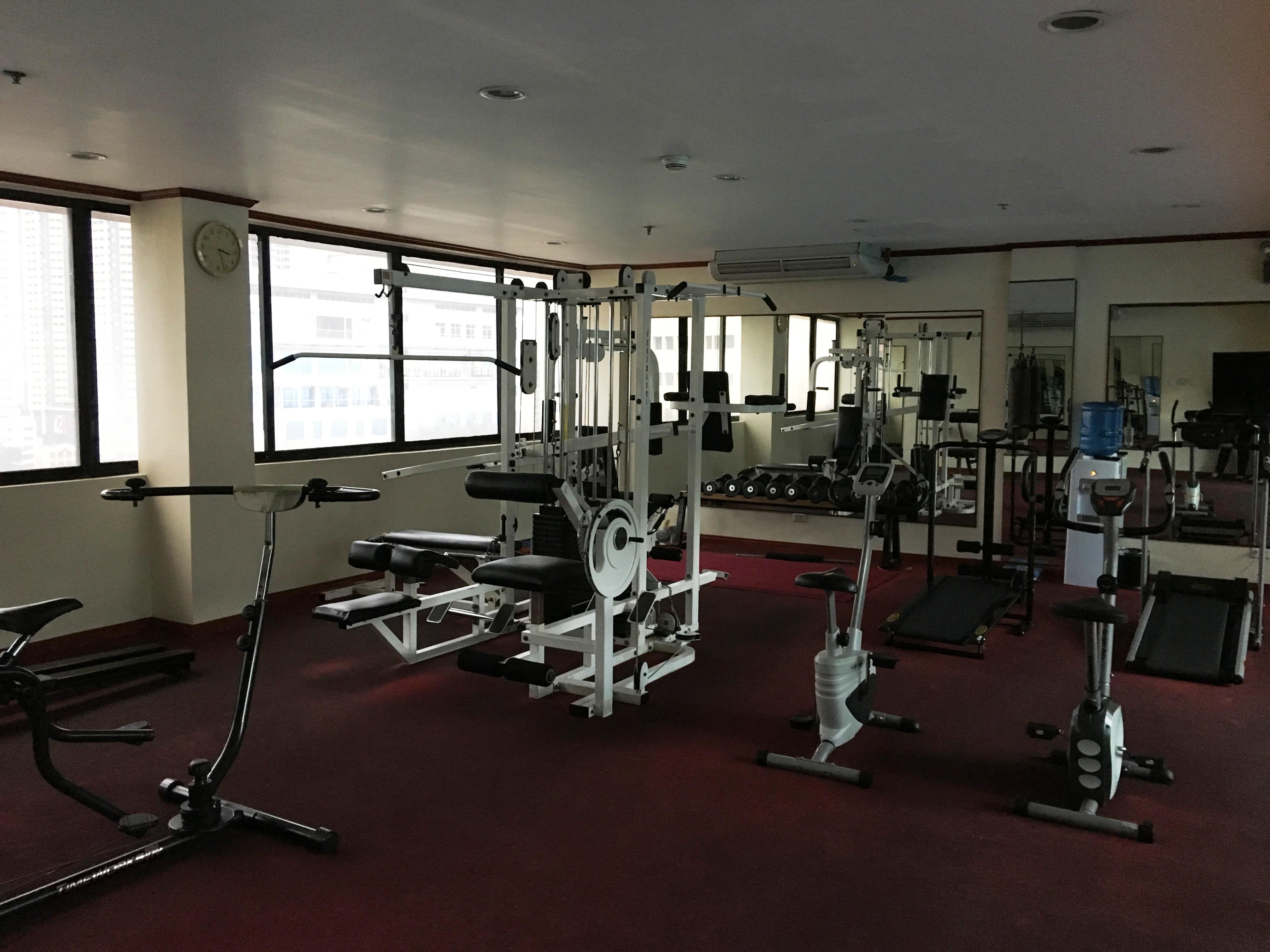 Bayview Park Hotel Манила Экстерьер фото