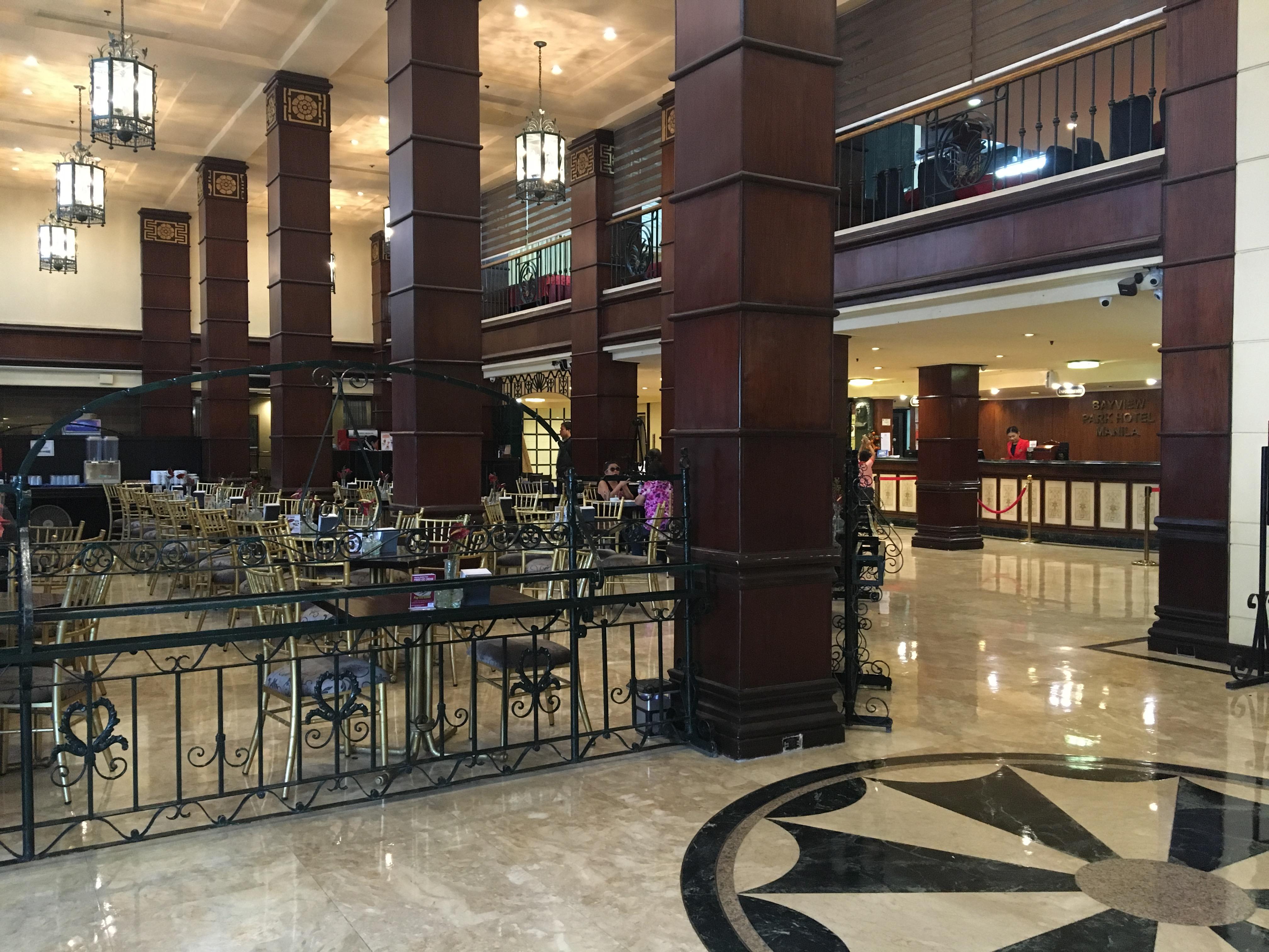 Bayview Park Hotel Манила Экстерьер фото