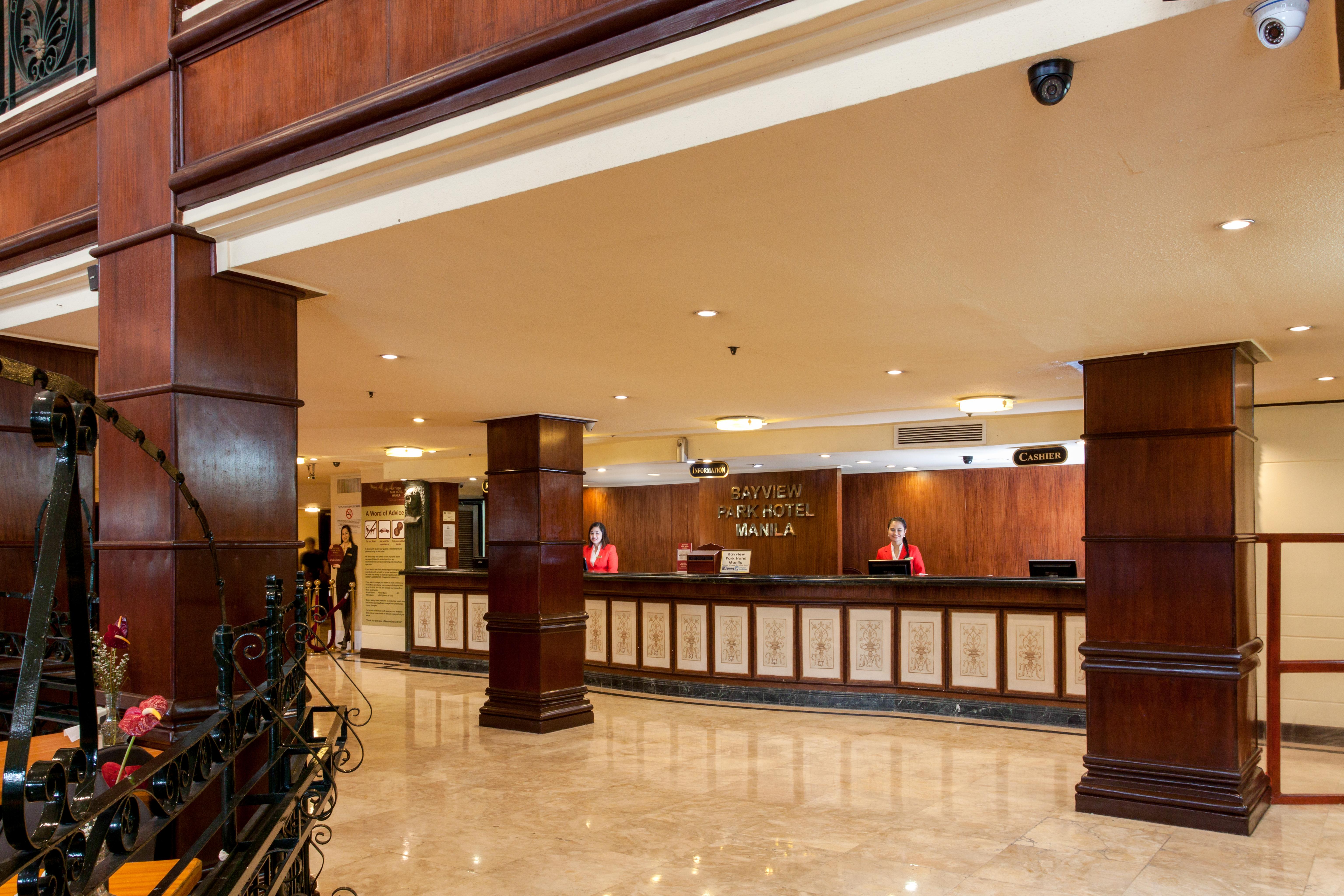 Bayview Park Hotel Манила Экстерьер фото